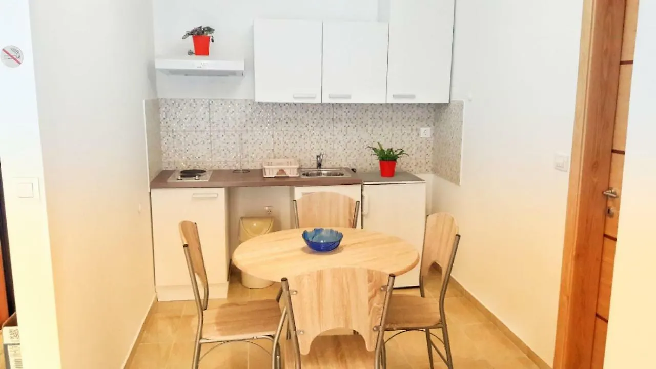 Apartman Mandre Apartment